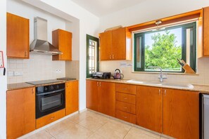 Villa | 4 bedrooms, travel crib, WiFi