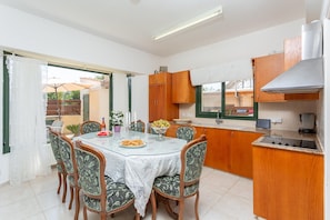 House | 3 bedrooms - Villa Olivetta Large Private Pool Walk to Beach Sea Views A C Wifi Car Not Required - 1986 (Ayia Marina Chrysochous)