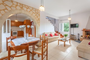 3 bedrooms, WiFi