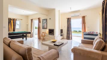 Villa | 3 bedrooms, WiFi
