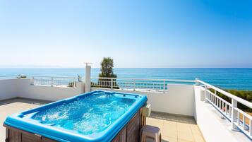 Villa | 3 bedrooms, WiFi