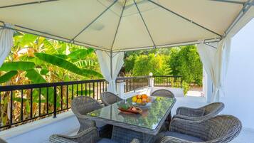 Villa | 3 bedrooms, WiFi