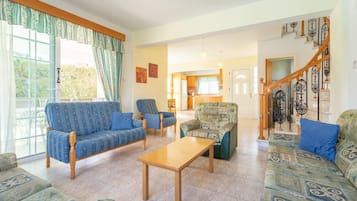 Villa | 3 bedrooms, WiFi