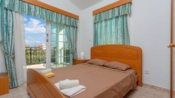 Villa | 3 bedrooms, WiFi