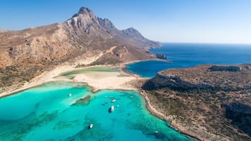 Biệt thự | 4 phòng ngủ, truy cập Internet không dây