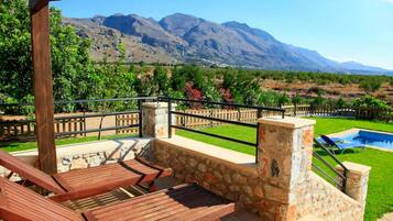 Biệt thự | 4 phòng ngủ, truy cập Internet không dây