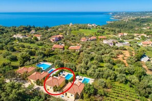 Villa | 1 bedroom - Villa Russa Anna Large Private Pool Walk to Beach Sea Views Wifi Car Not Required - 2019 (Kefalonia)