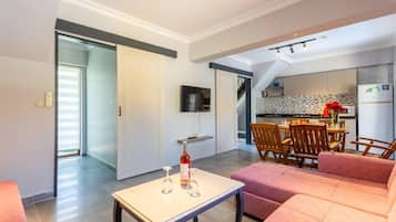 House | 2 bedrooms, WiFi