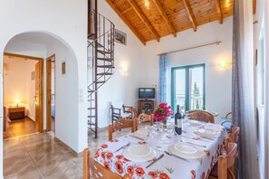 House | 3 bedrooms - Villa Martha Large Private Pool Walk to Beach Sea Views A C Wifi Car Not Required - 2247 (Paxos)