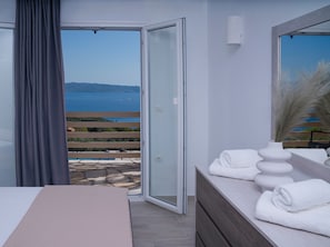 House, 2 Bedrooms, Sea View