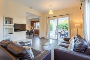Villa | 2 bedrooms, WiFi
