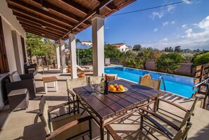 House | 3 bedrooms, WiFi - Villa Maro Large Private Pool A C Wifi - 2424 (Apokoronas)