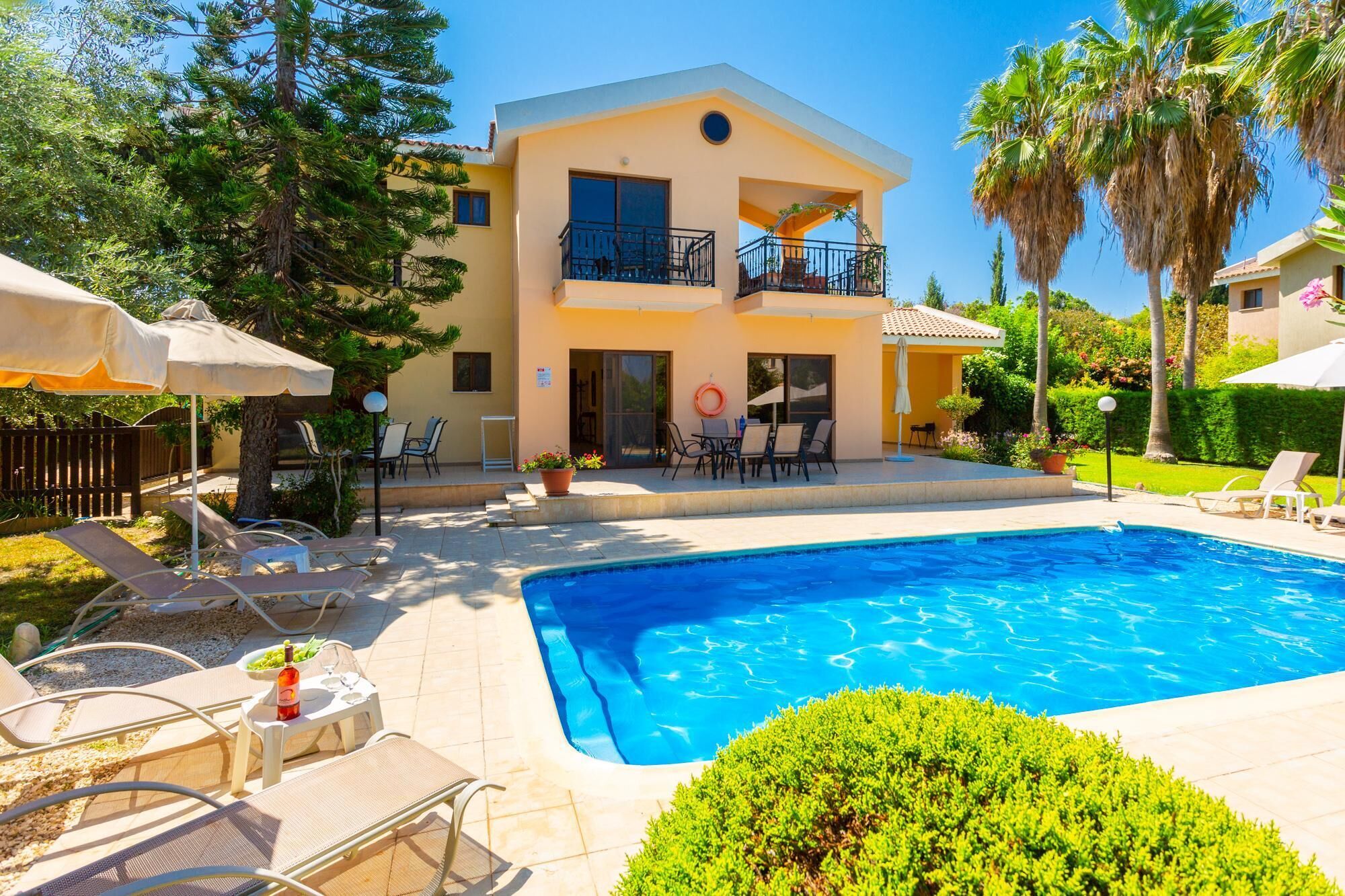 Villa | 4 dormitorios
