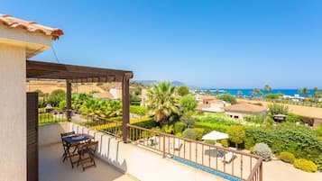 Villa | 3 bedrooms, WiFi