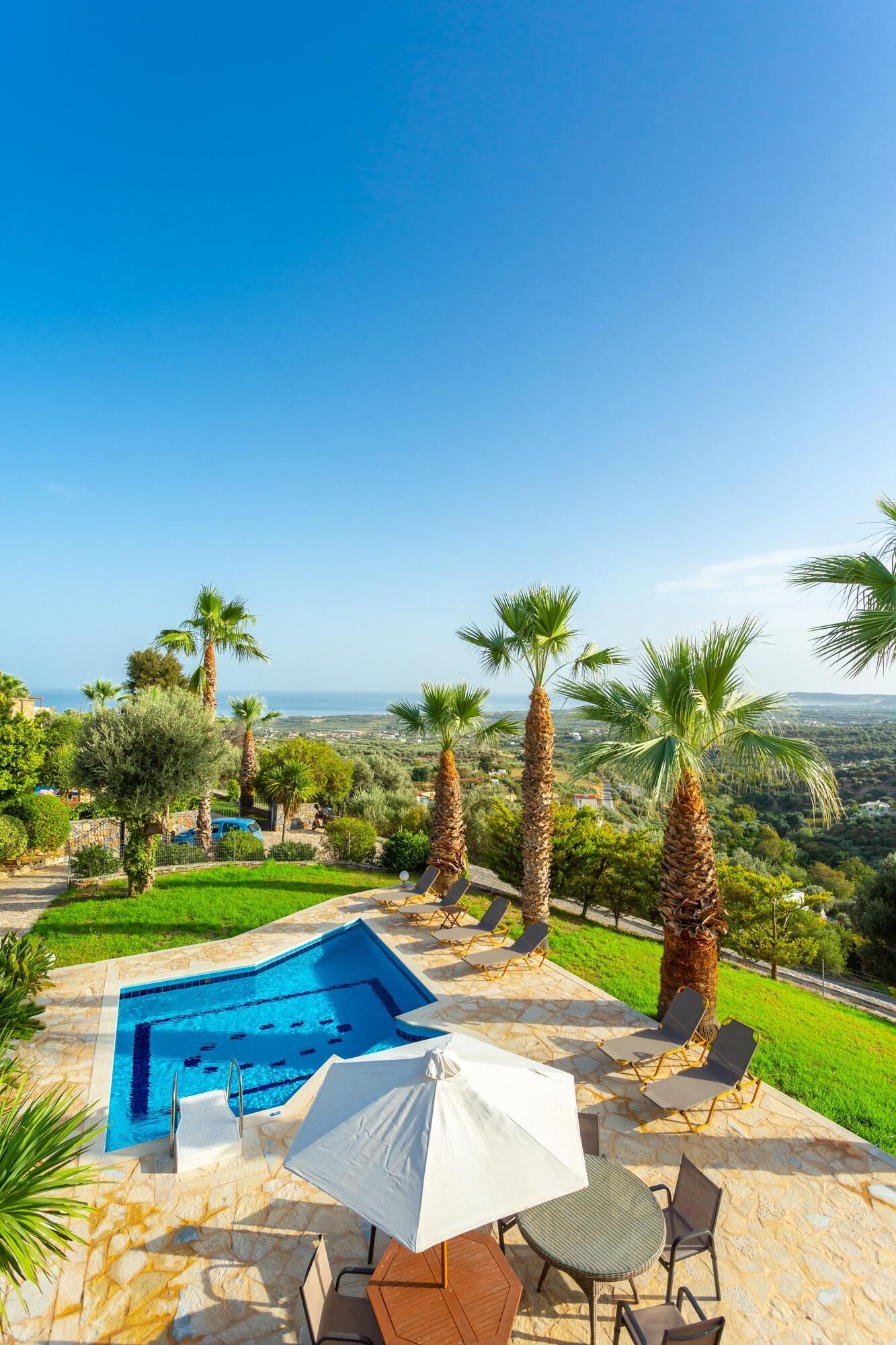 Villa | 4 bedrooms, in-room safe, travel cot, WiFi