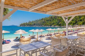 Villa | 1 bedroom - Villa Tassoula Large Private Pool Walk to Beach Wifi - 2830 (Alonissos)