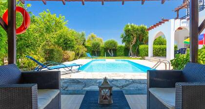 Sun Beach Villa Thio Large Private Pool Walk to Beach A C Wifi Car Not Required - 2840