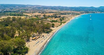 Sun Beach Villa Thio Large Private Pool Walk to Beach A C Wifi Car Not Required - 2840