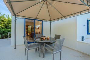 ヴィラ | 2 室のベッドルーム、旅行用ベビーベッド、WiFi