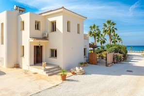 Villa | 4 bedrooms, iron/ironing board, free WiFi, bed sheets - Villa Jan Lui Large Private Pool Walk to Beach Sea Views A C Wifi Eco-friendly - 3296 (Argaka)