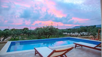 Villa | 2 bedrooms, WiFi