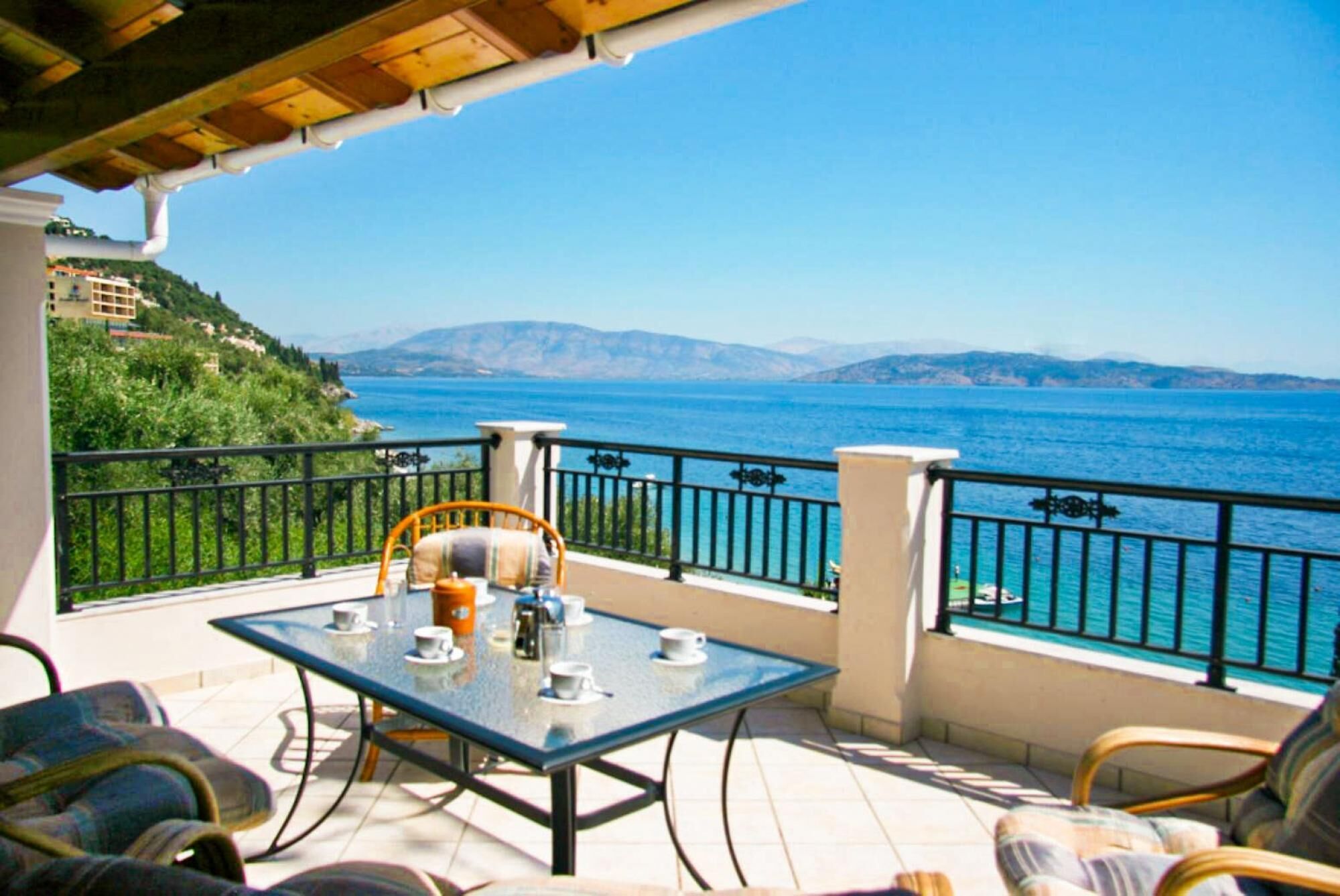 Villa | 3 bedrooms, desk, WiFi