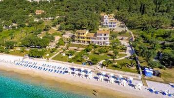 Villa | 3 bedrooms, desk, WiFi