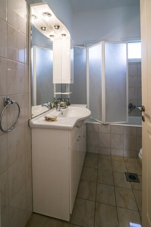 Villa | Badezimmer | Handtücher