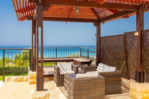 Villa | 4 bedrooms - Villa Minoas Large Private Pool Walk to Beach Sea Views A C Wifi Eco-friendly - 2565 (Argaka)