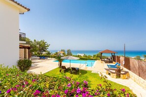 Villa | 4 bedrooms - Villa Minoas Large Private Pool Walk to Beach Sea Views A C Wifi Eco-friendly - 2565 (Argaka)