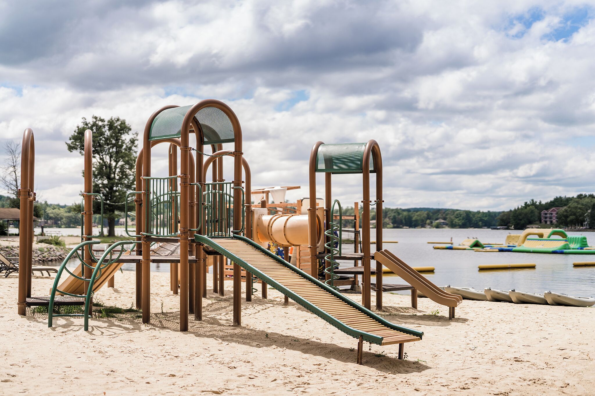 children’s play area – outdoor