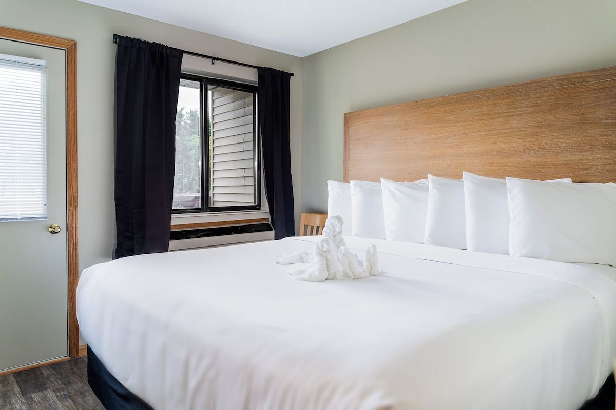 apartment | desk, free wifi, bed sheets