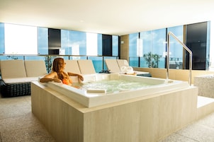 Body treatments, body scrubs, massages