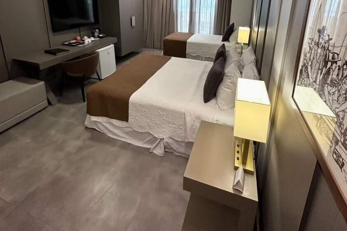 Minibar, in-room safe, blackout drapes, soundproofing