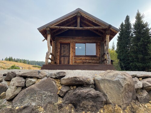 Trapper's Cabin on Firetower ranch