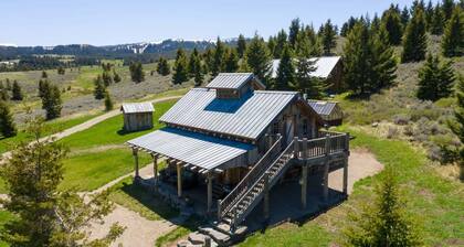 Bear's Den on Firetower ranch