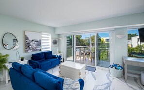 TV - Overlooking Saltwater Lagoon Free Kayaks Renovated (Key Largo)