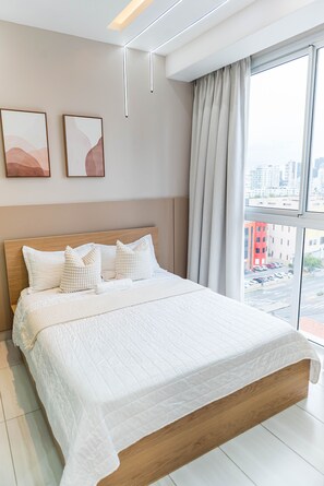 2 bedrooms, in-room safe, iron/ironing board, Internet - Luxury & Modern 2Bedroom 2baths Apartment with POOL Rooftop + GYM (Santo Domingo)