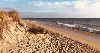 Fisherman's cottage, close to the beach, 2 bedrooms + living room with sofa bed