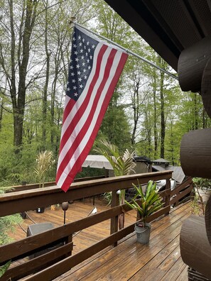 Terrace/patio - Perfect getaway from your daily routine!!! (Greentown)