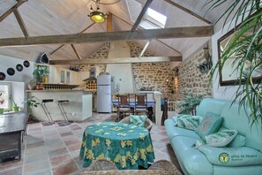 TV - Keriker - PLOEMEL - Gîte (PLOEMEL)