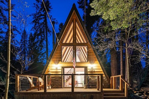 Dogwood Peak ~ Mid-Century A-Frame with AC + Style