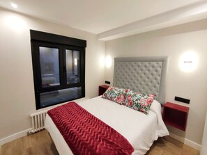 3 dormitorios, tabla de planchar con plancha, wifi gratis y ropa de cama