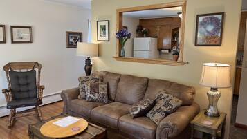 Télévision, baby-foot