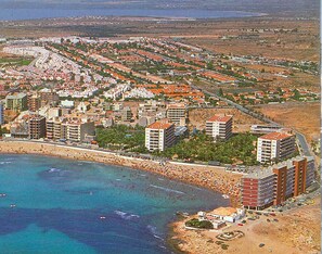 På stranden