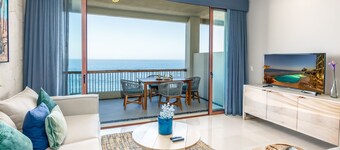 NEW! AMAZING OCEAN VIEW! RIGHT ON THE BEACH WITH RESTAURANT ONSITE!