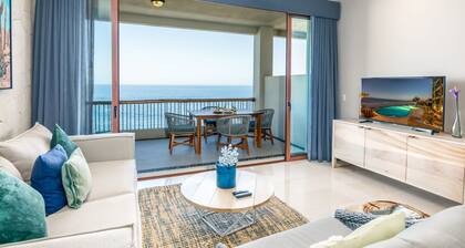 NEW! AMAZING OCEAN VIEW! RIGHT ON THE BEACH WITH RESTAURANT ONSITE!