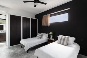 5 Schlafzimmer, Bügeleisen/Bügelbrett, WLAN, Bettwäsche