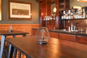 Bar (in der Unterkunft)
