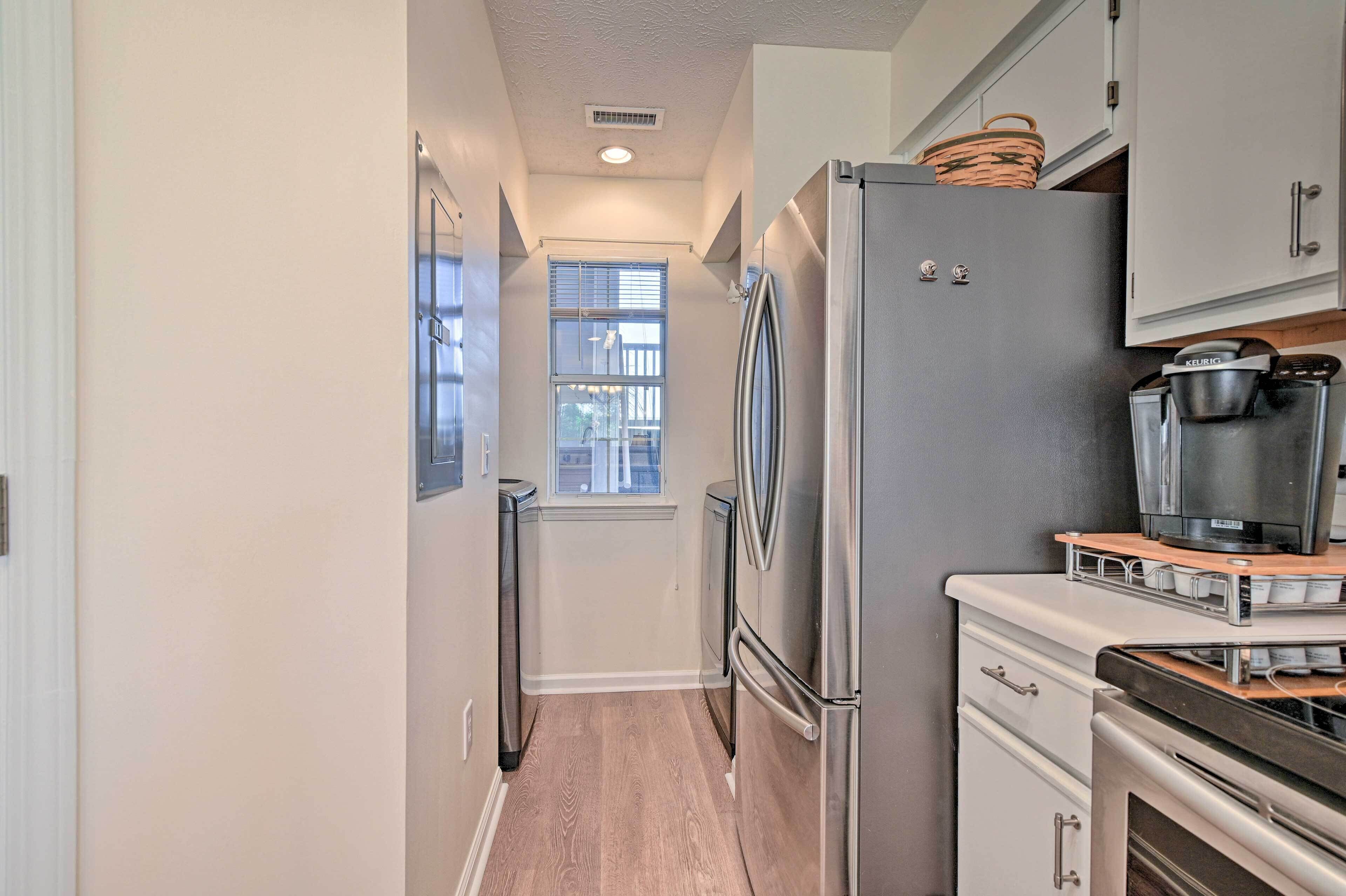 Waterway Resort Condo w/ Porch on Golf Course